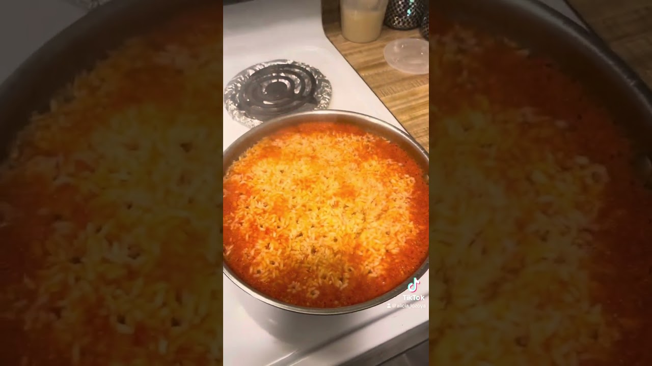 .RECETA pollo en salsa verde con arroz