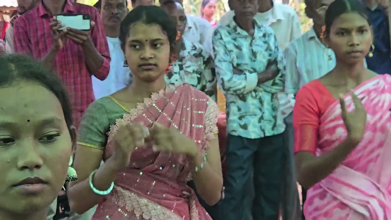 Cute Girls👀🥰 Welcome Dance | Village Baransing 