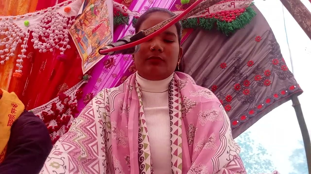 Ratey bitayi mene ro ro ke sari Teri yaad me bahut hi sundar 😘😘gajal parul yadav Sitapur 