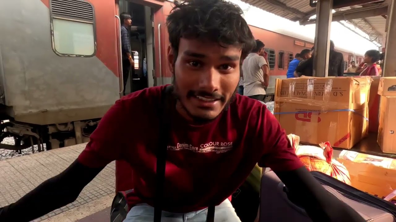 Bahut din pare gharaku jauche ame🧳🚊