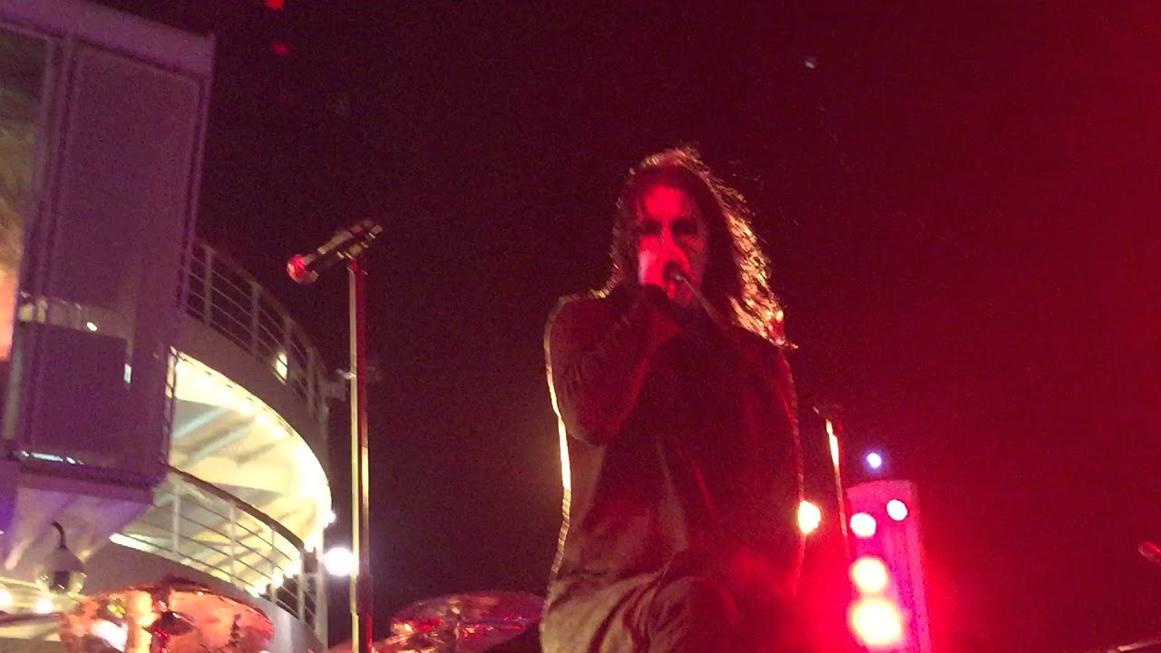 BREAKING BENJAMIN & CHRIS MOTIONLESS 
