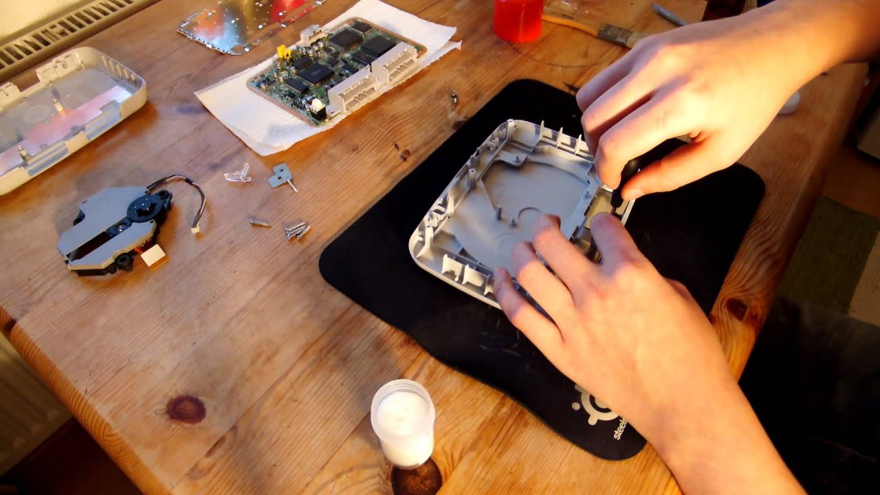Sony PSone zerlegen und reinigen (SCPH-102)