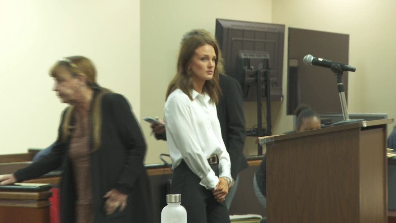Teacher sentenced as a result of inappropriate relationship with student