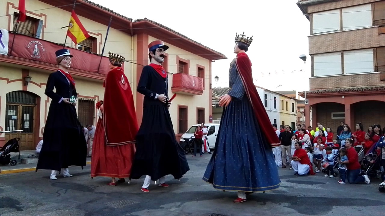 Gigantes de Castejón, baile Inaguración La Ferroviaria
