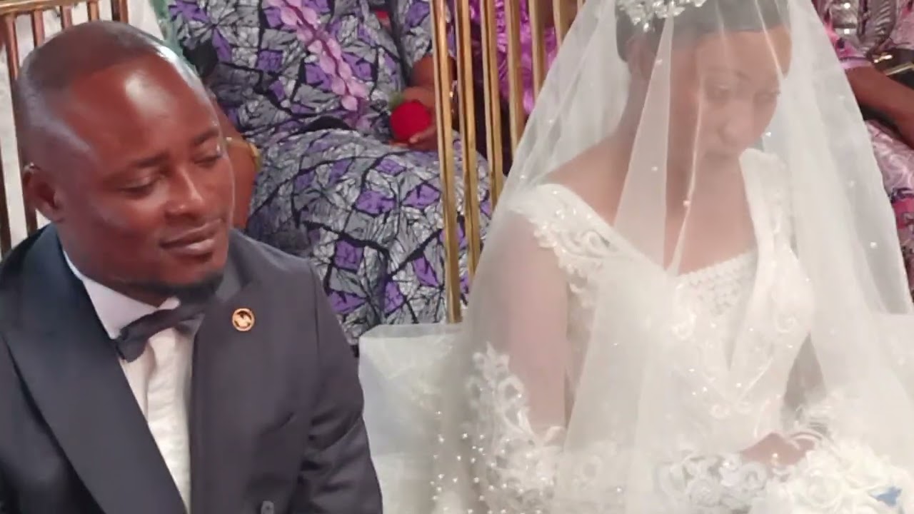 mariage de Fr Josué Mukendi