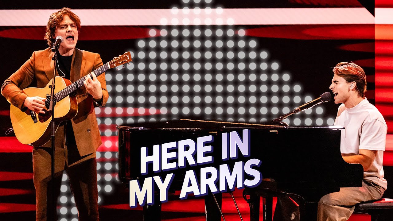 Jasper Steverlinck & Bernard - ‘Here In My Arms’ | Halve Finale | Lift You Up | Seizoen 1 | VTM