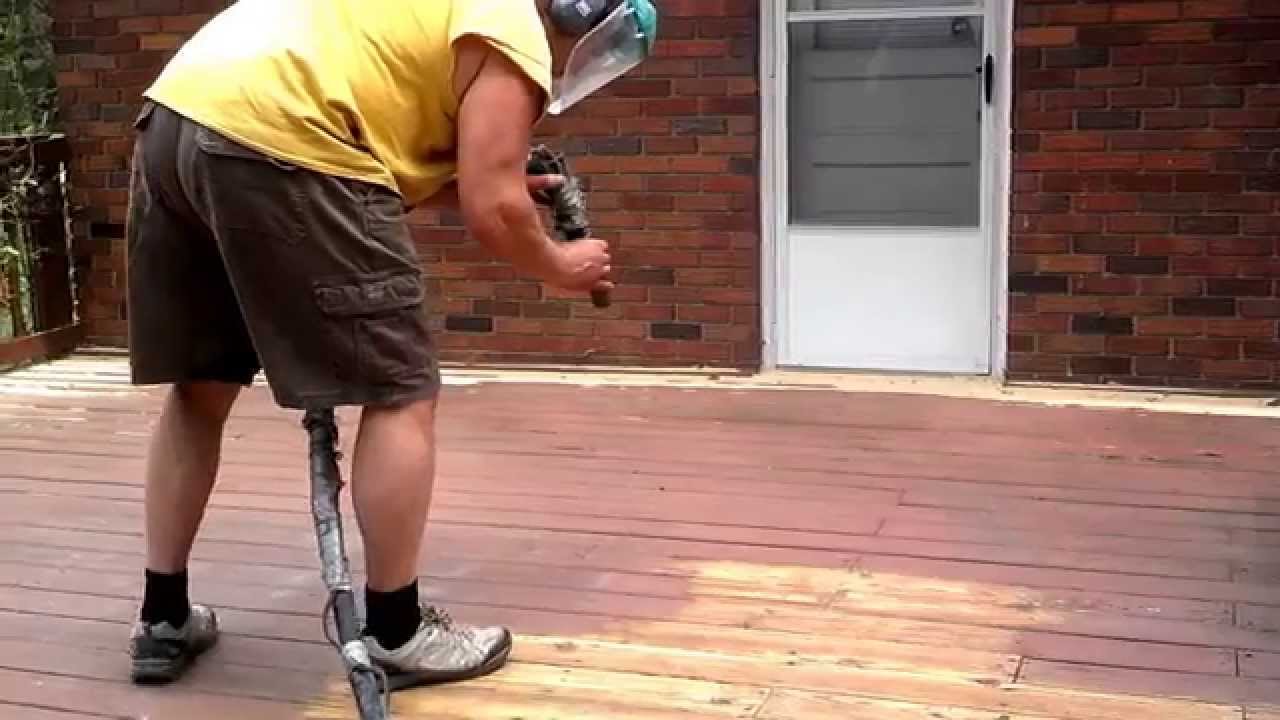 Paint removal on wood decks log cabins buildings boats