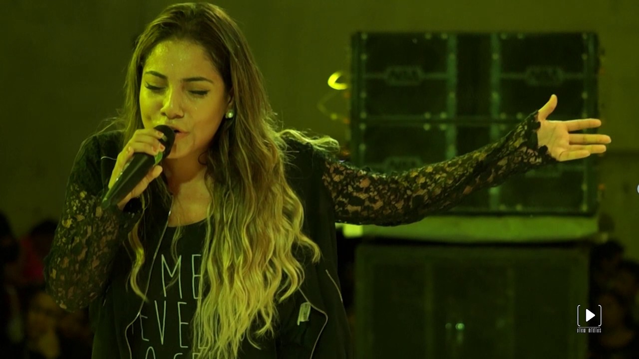 Gabriela Rocha (Quão Grande É o Meu Deus - Nada Além do Sangue) 18° Louvor Solidário em Macapá-AP
