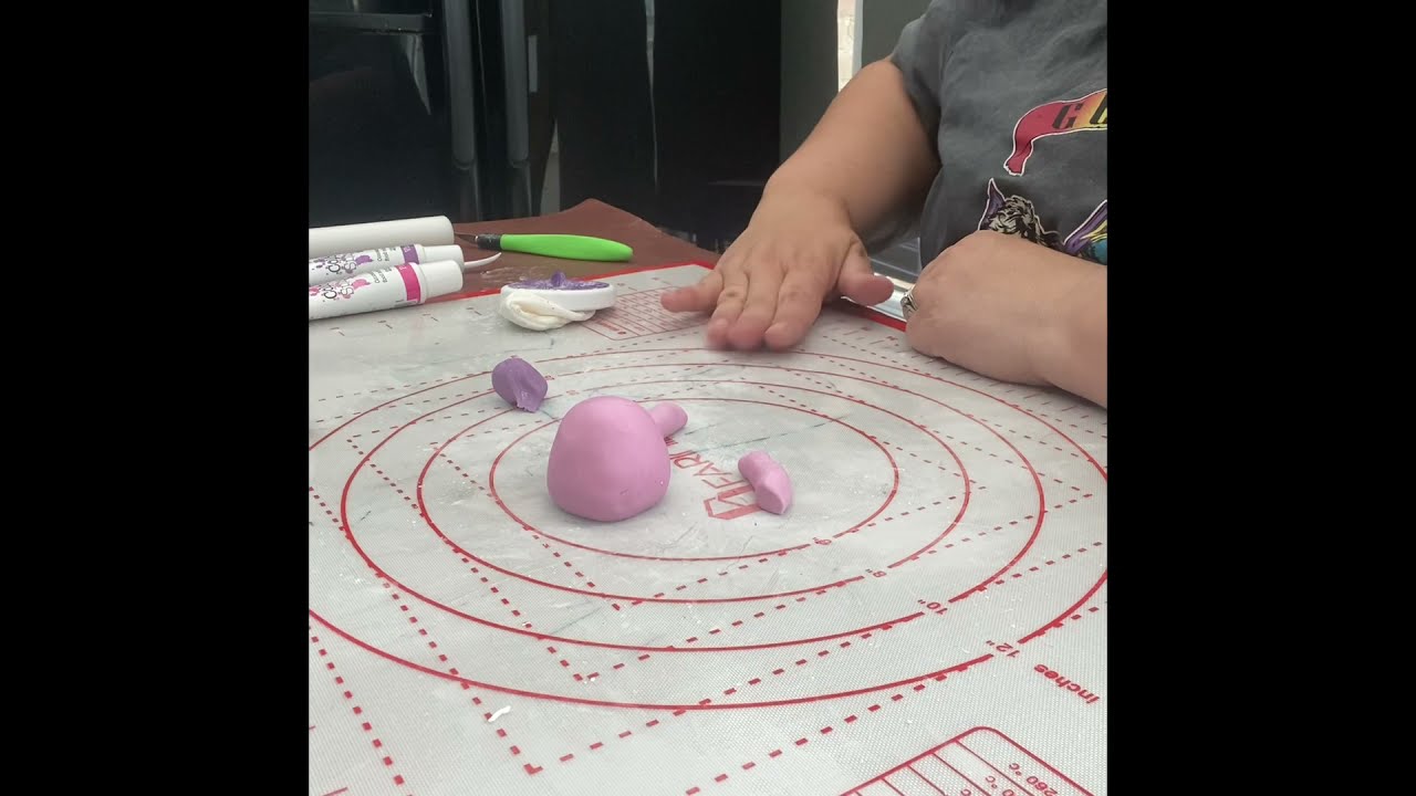 Angel Fondant Modelling - Lilo & Stitch