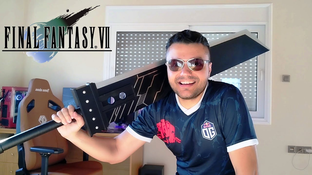 Cloud's Buster Sword Unboxing - Final Fantasy VII