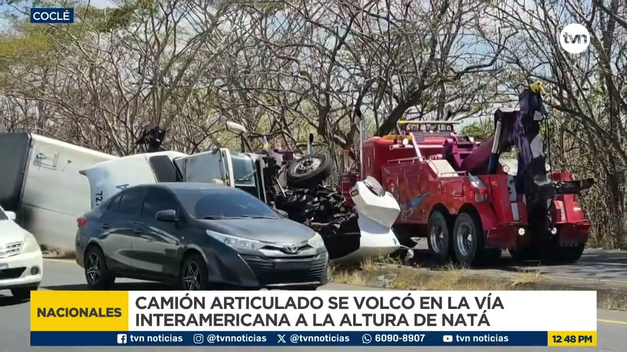 Camión articulado se vuelca en Natá y paraliza el tránsito en la Interamericana