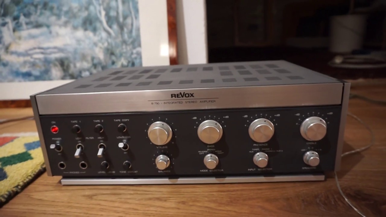 Revox B 750 Stereo Amplifier + Bose 301 Series II Demo