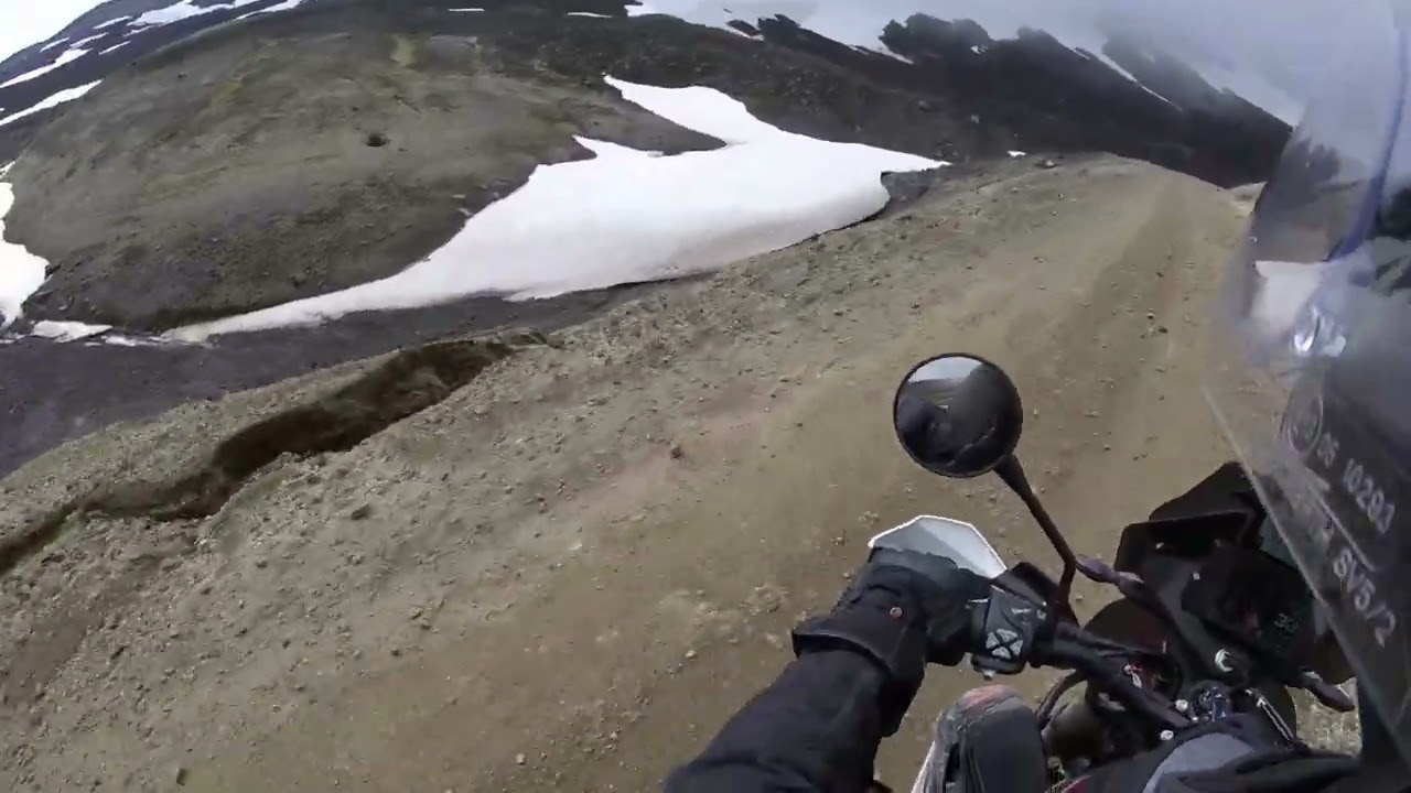 KTM 890Radv Iceland 2023 Road 570