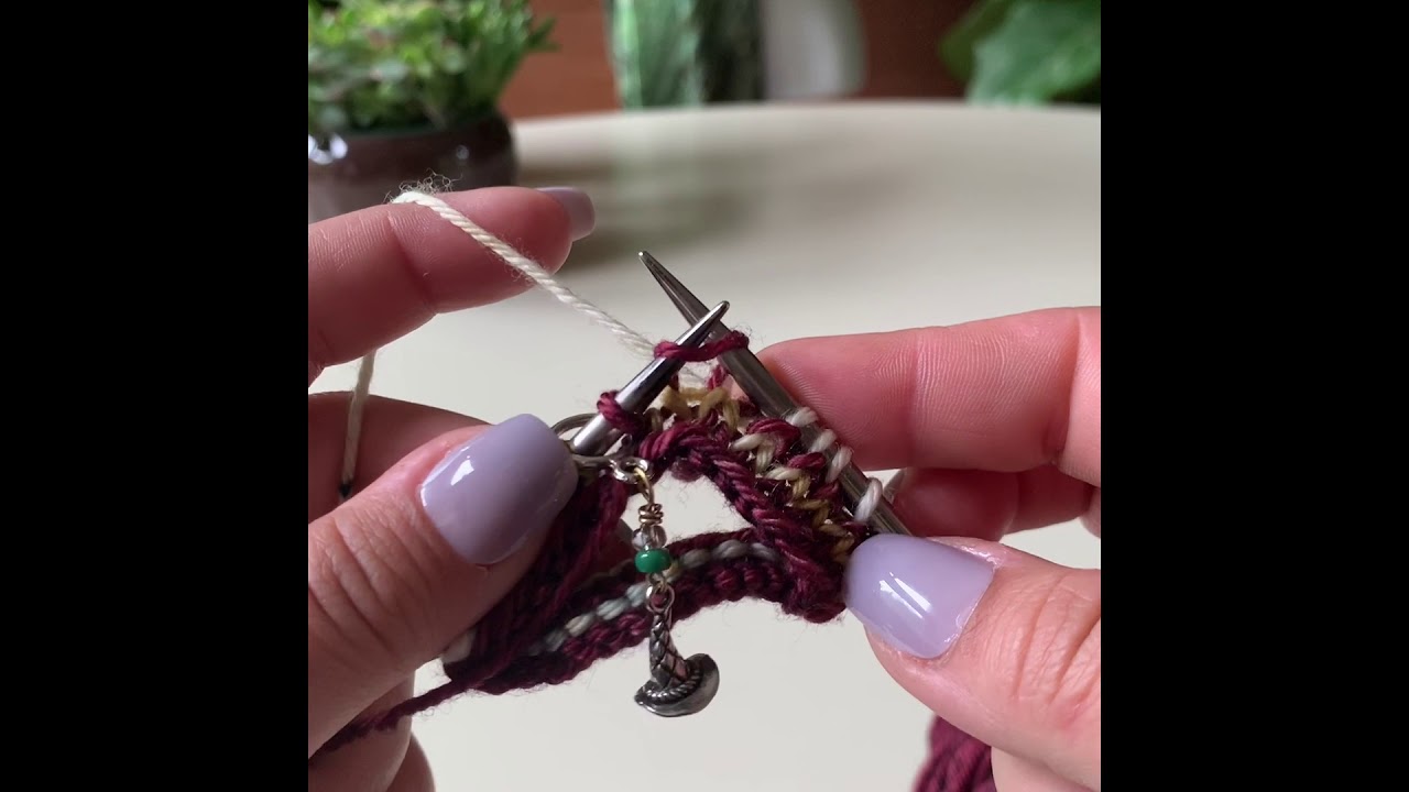 Alternating Skeins (Invisibly!) Two-Ways