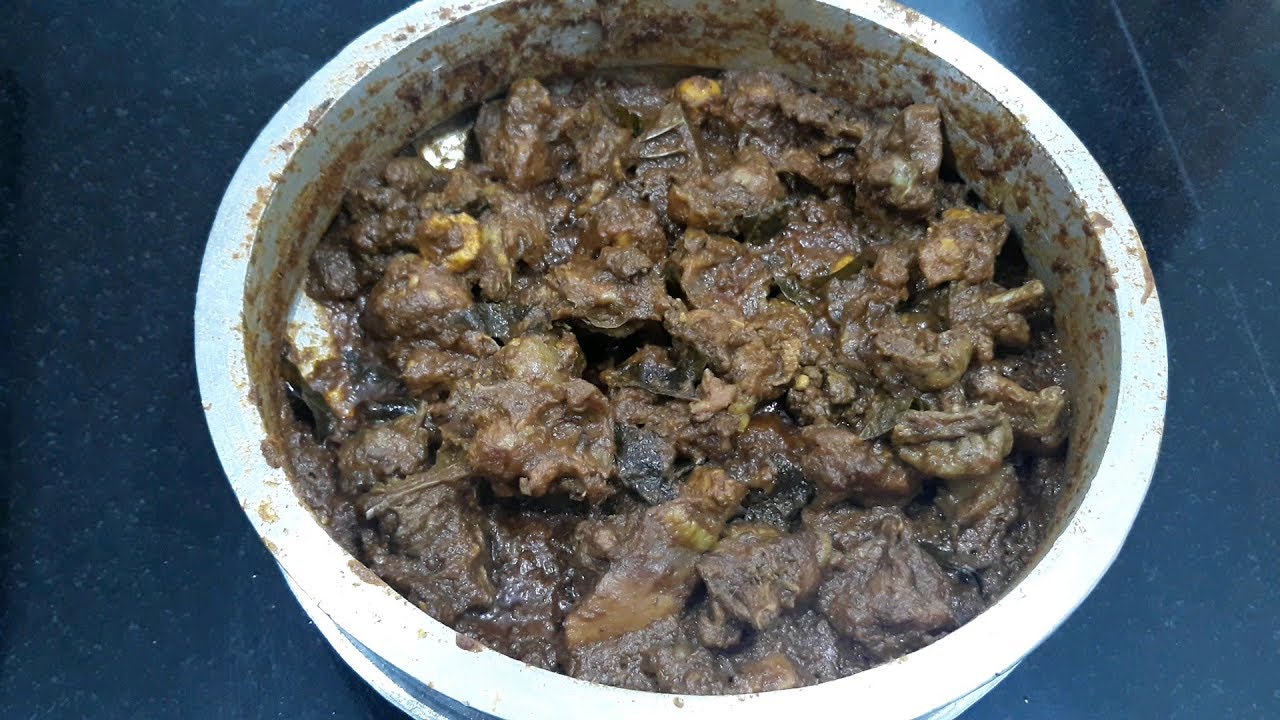 CHICKEN CURRY-NADAN KOZHI CURRY/KERALA VILLAGE STYLE CHICKEN CURRY RECIPE/EASY/HOW TO COOK