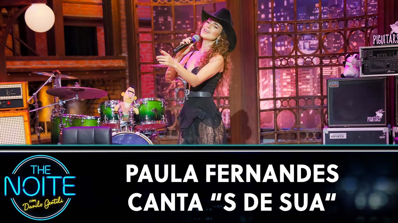 Paula Fernandes canta 