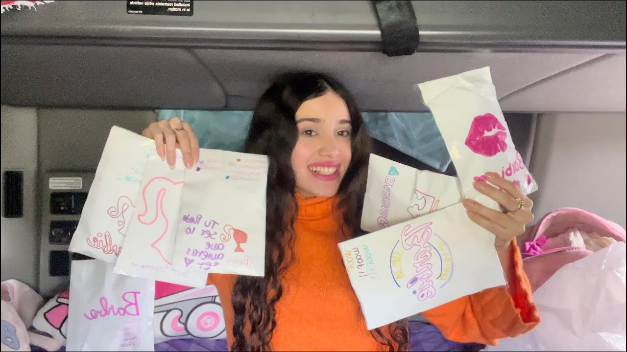 ABRIENDO BOLSITAS SORPRESAS CON ACCESORIOS DE  BARBIE - HECHAS EN CASA CON PAPEL - SORPRESAS CASERAS