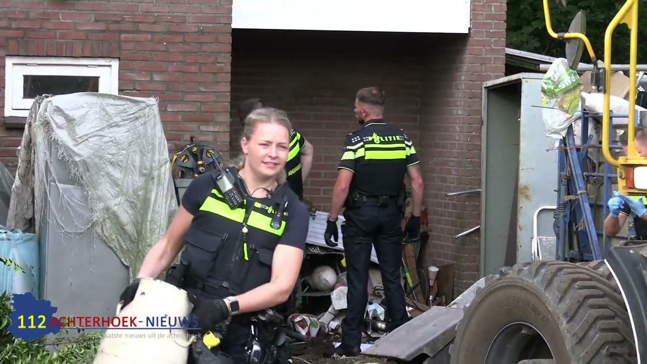 kraan nodig om overleden man uit woning te halen in Terborg