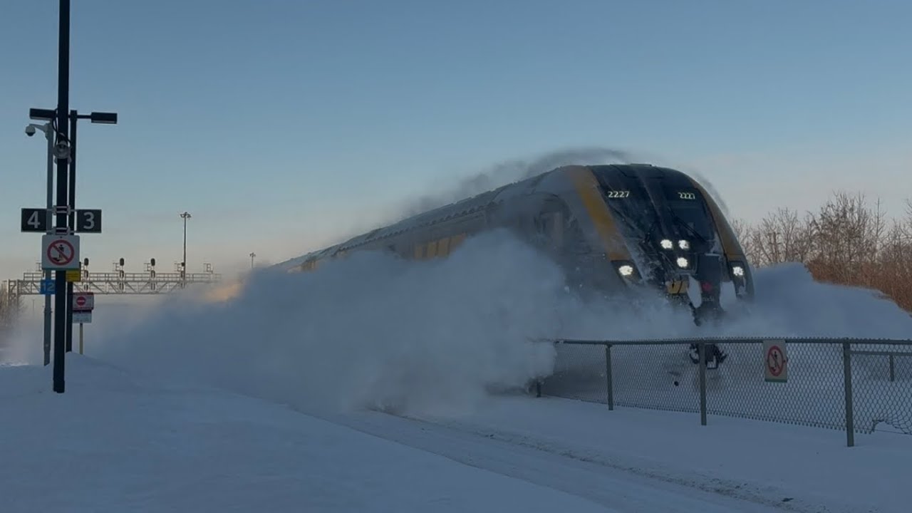 Snow day! Railfanning At Mimico Go! 1/26/26