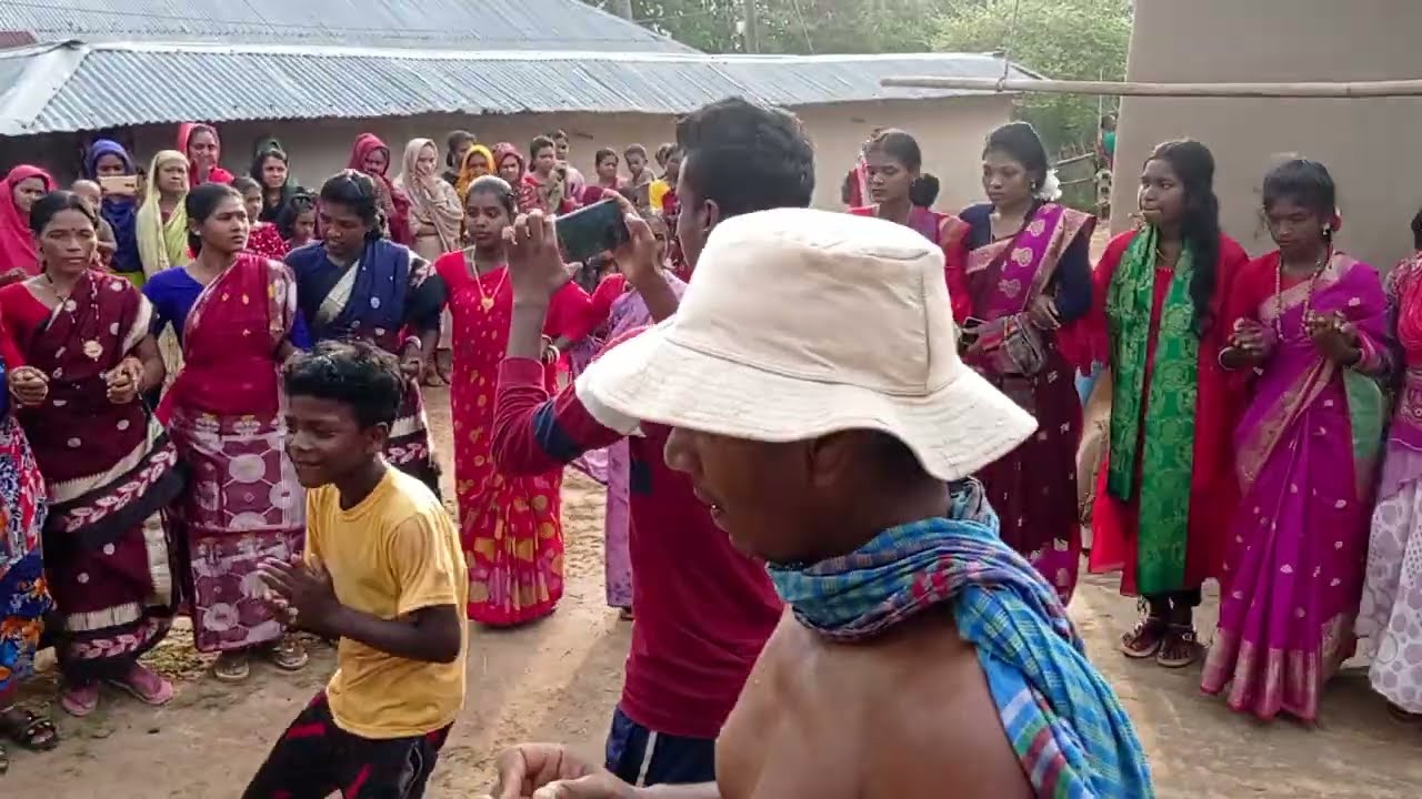 Santali  girls dance video casio bajna