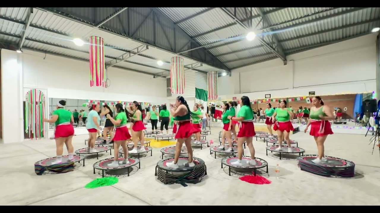 #Jumping💃 El Sinaloense ✨ 💚🤍❤️🇲🇽 #15deseptiembre 