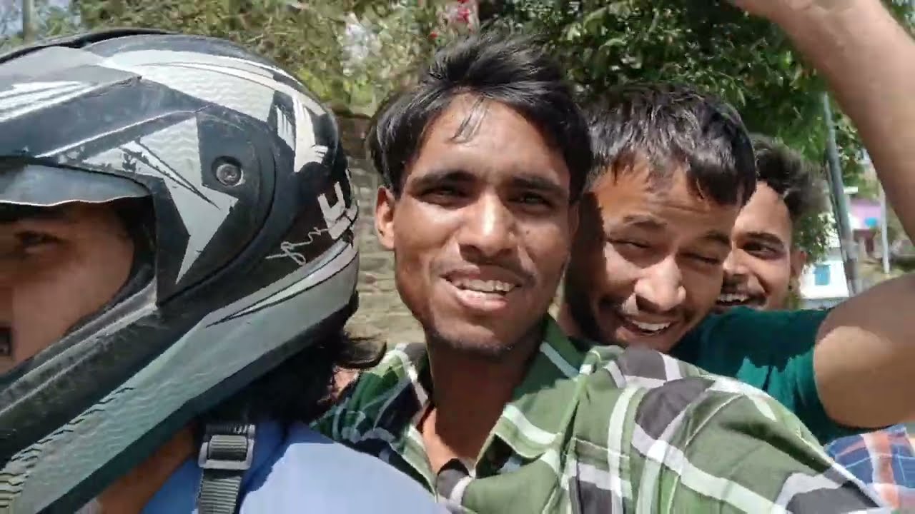 Pahado me bike ride 4 Log ek bike me 😀😀