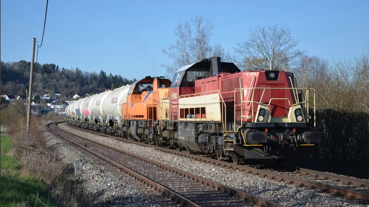 Güterzug auf der Zollernbahn mit 265 301(HZL/SWEG) und 261 301(Nrail) von Dotternhausen nach Mengen
