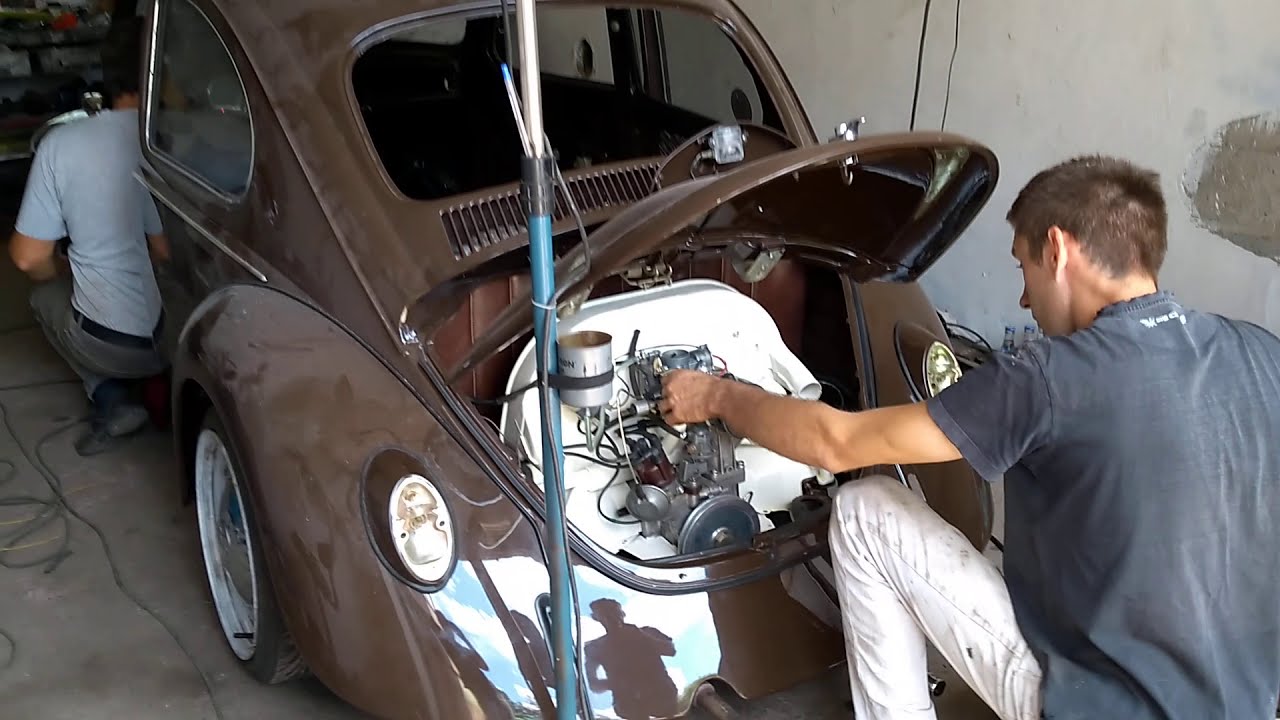 VW Garbus 1300  z 1969 roku Odpalanie po renowacji