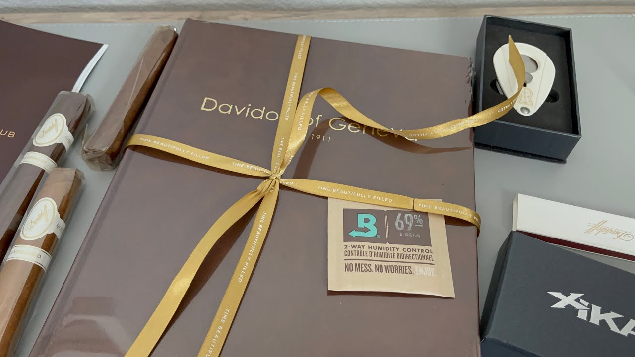 Davidoff of Geneva The Club Cigar Subscription Month 1 Unboxing