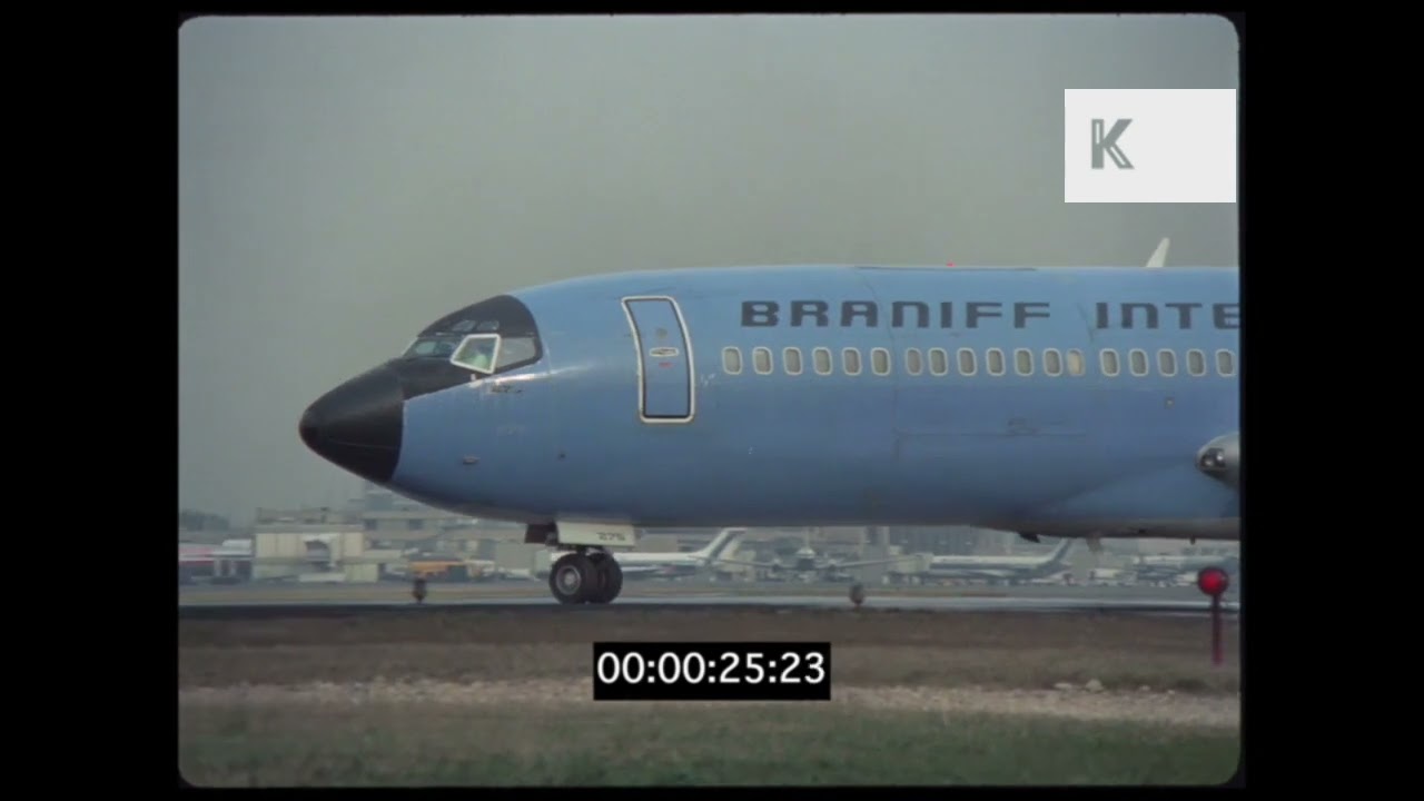 1960s Braniff International Airways Boeing 727 27C Taxiing, 35mm