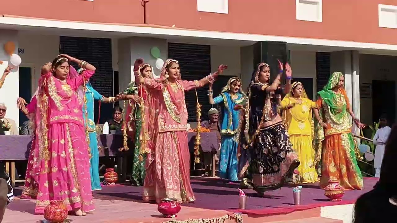 Best Rajasthani goomar dance  video  | Seth badari parsad kejriwal school churi Ajitgarh |