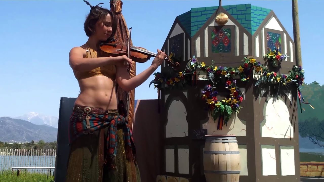Circa Paleo - The Kiss (The Gael) @ Renaissance Pleasure Faire, Irwindale
