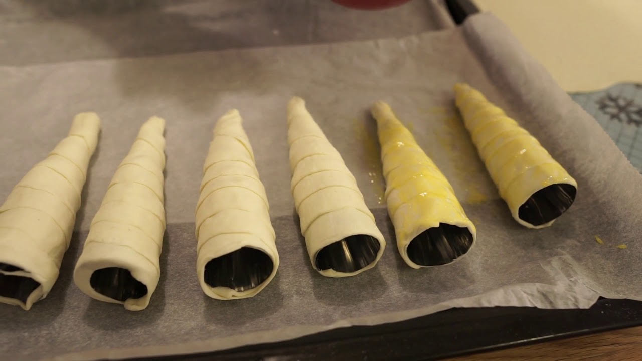How To Make Delicious Cream Horns (Super Simple!)