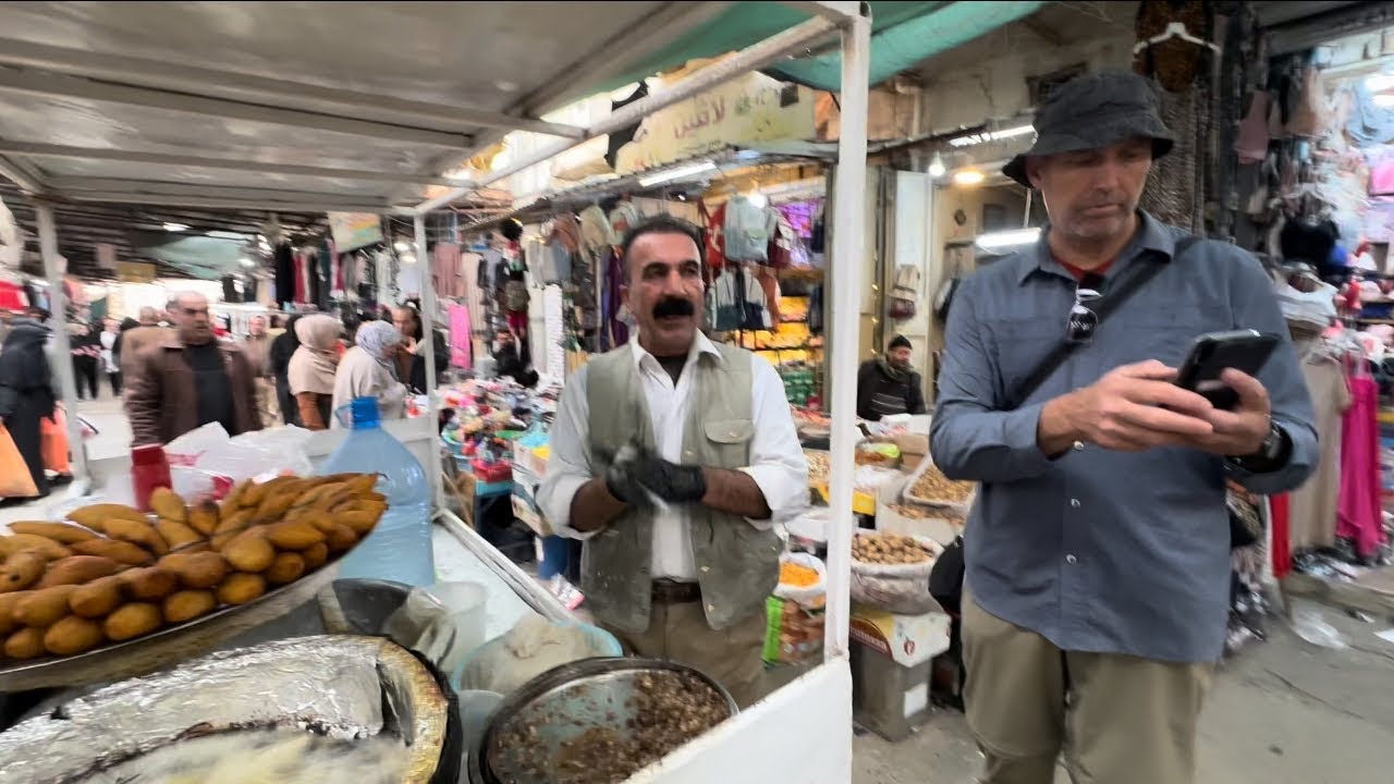 Explore kirkuk’s bazar with an Australian . جولة سوق كركوك مع استرالي، گەشتێک لە بازاری کەروکوک