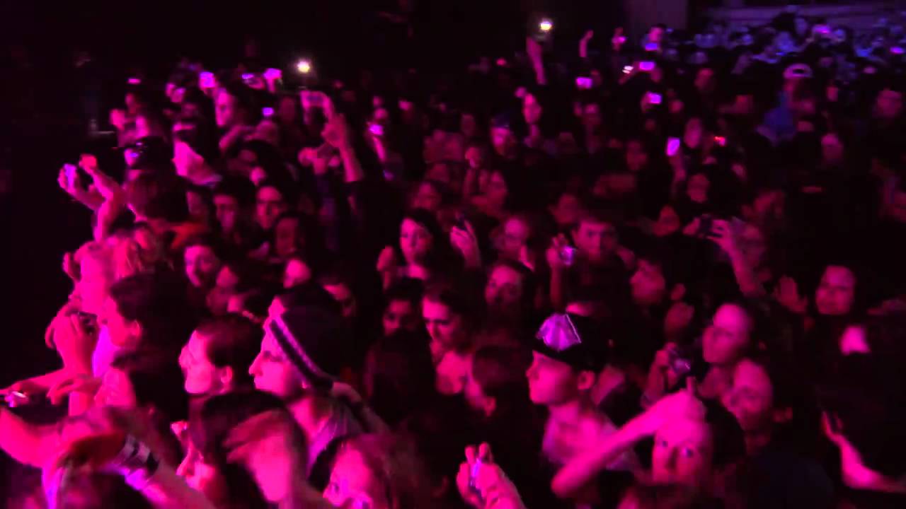 All Time Low - Therapy (Live From Straight To DVD)