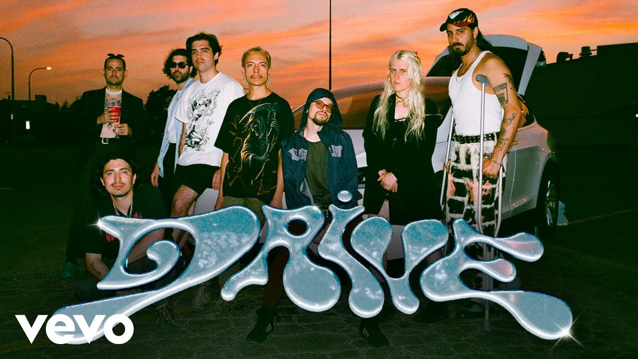 Divino Ni&ntilde;o - Drive (Official Video)