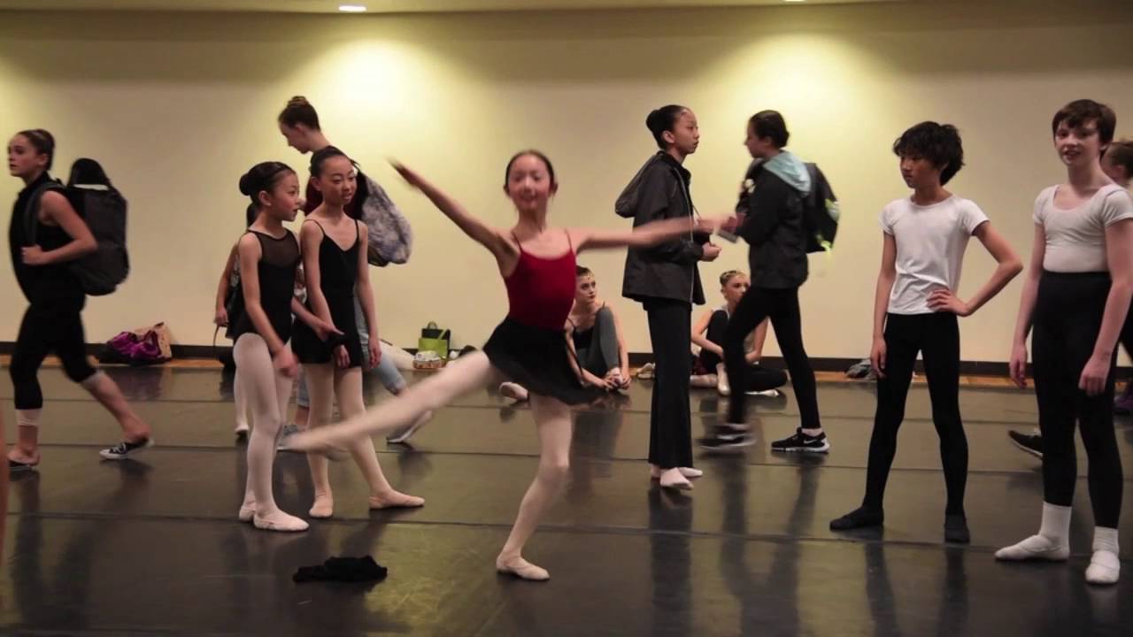 Youth America Grand Prix 2016 - Finalists Rehearsing