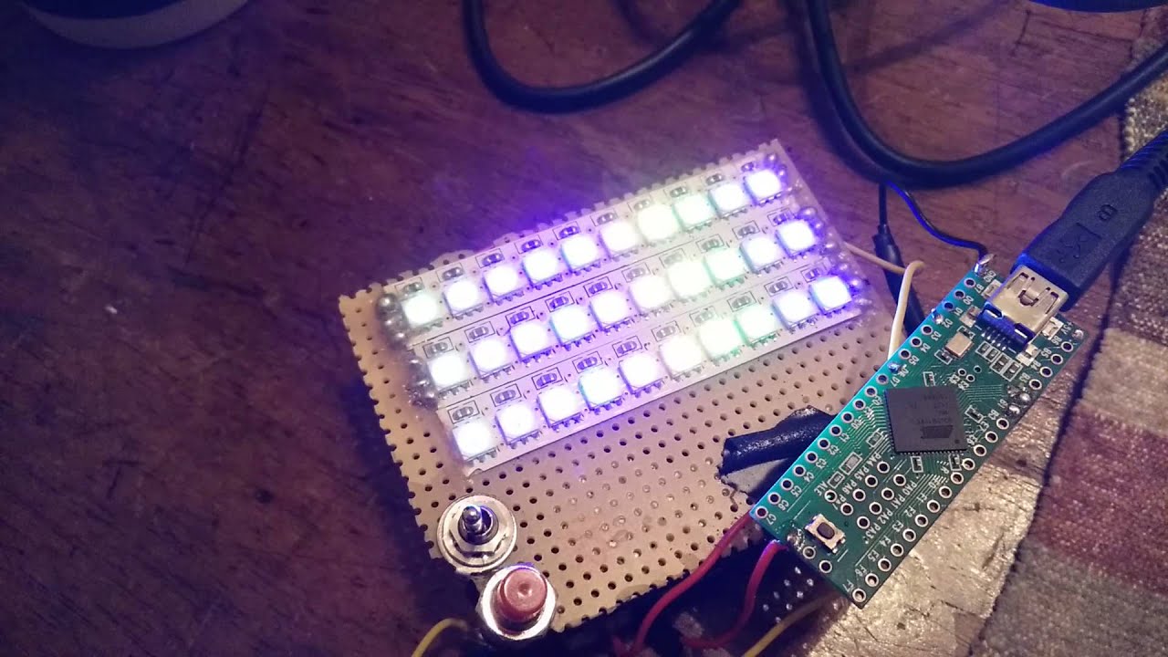 Teensy 2++ with Pixelcontroller on test rig