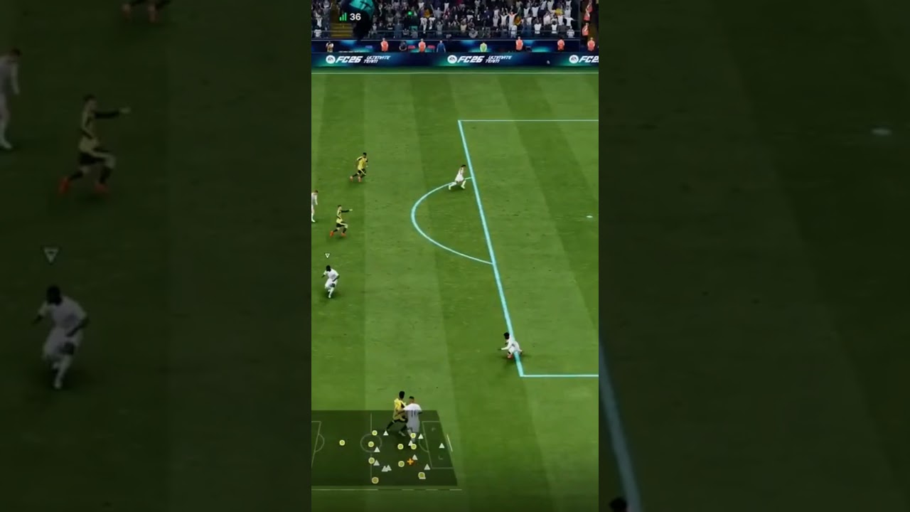 This is why FC 26 is bug #fc26 #broken #fc26ultimateteam  #fifa #football #skills #gaming #soccer