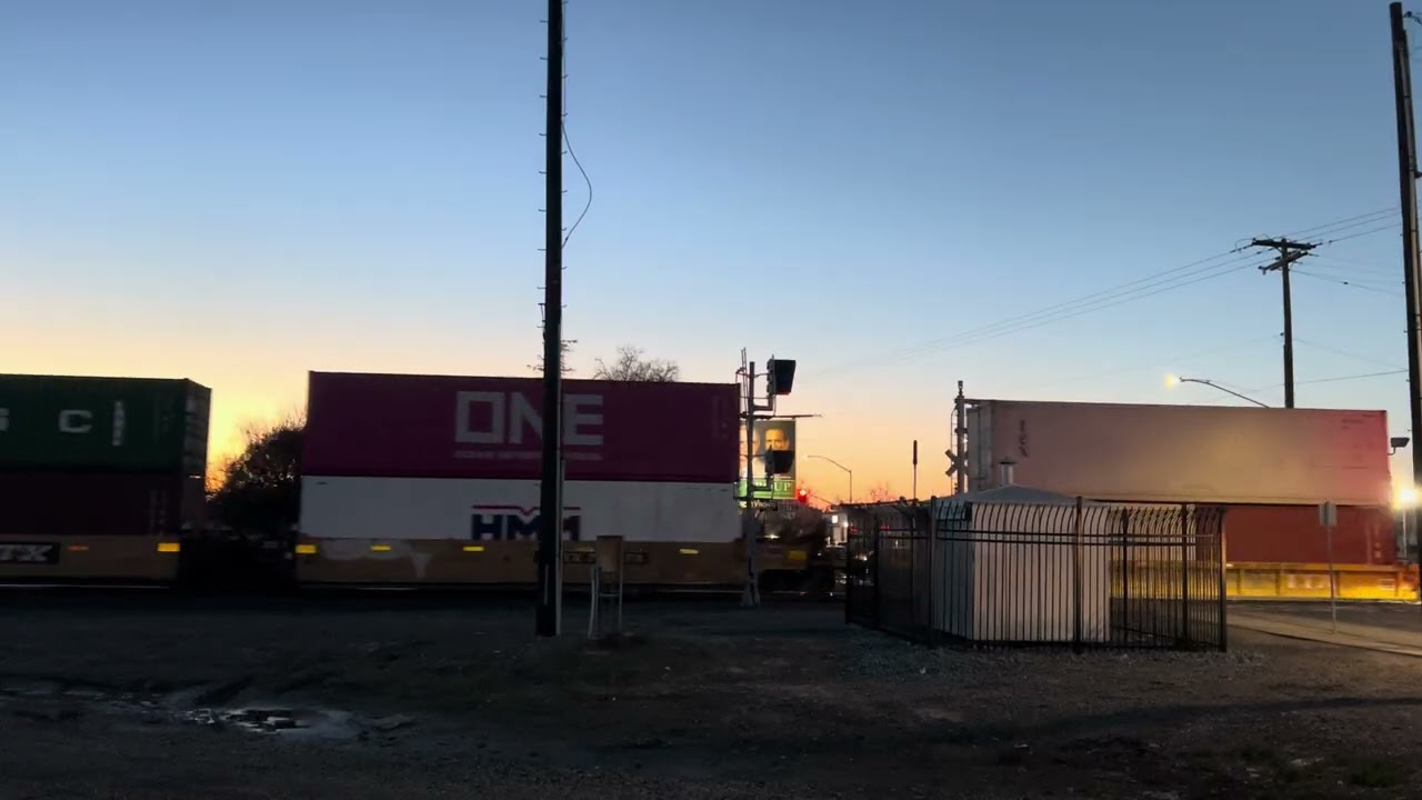 UP 7844 Intermodal Stack Train North - E, Lodi Avenue. Railroad Crossing, Lodi CA