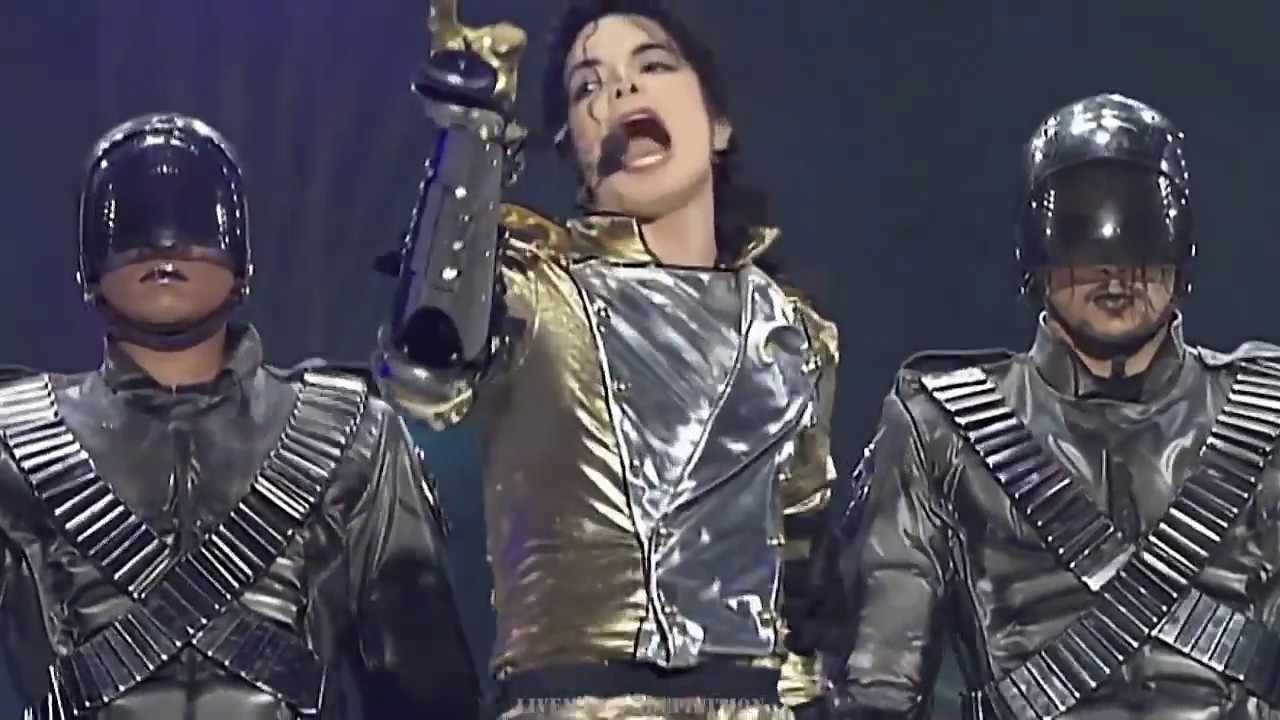 Michael Jackson (with drummer Jonathan Moffett) 