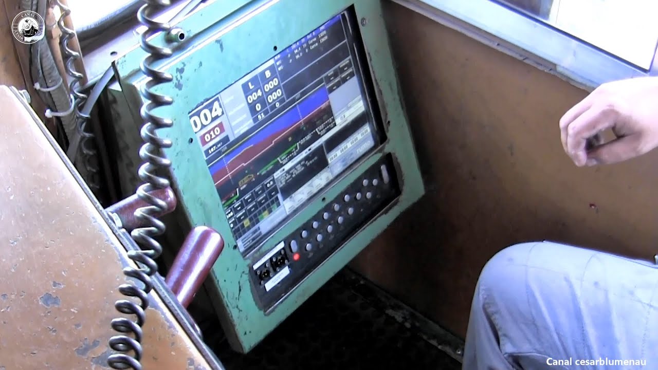 🇧🇷Dentro da cabine G22 / Inside the cabin of the G22 locomotive/Santo &Acirc;ngelo-Ijui/RS/2019 /(Brasil)