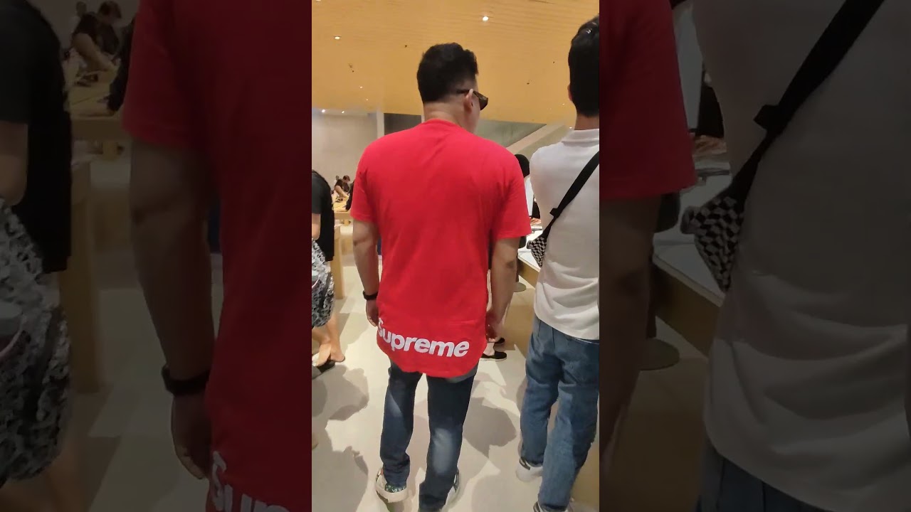Apple Store TRX