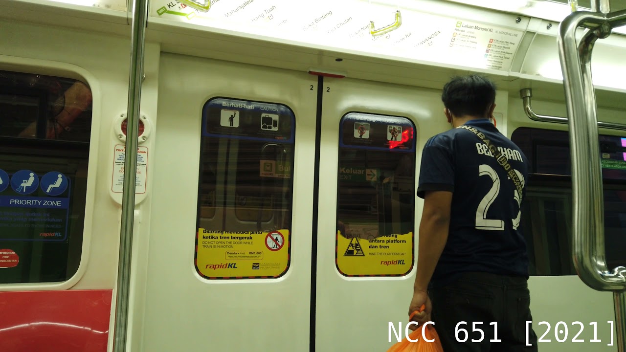 {Stuck Door + Horn} KL Monorail Line - Scomi SUTRA Ride From KL Sentral To Titiwangsa [21]