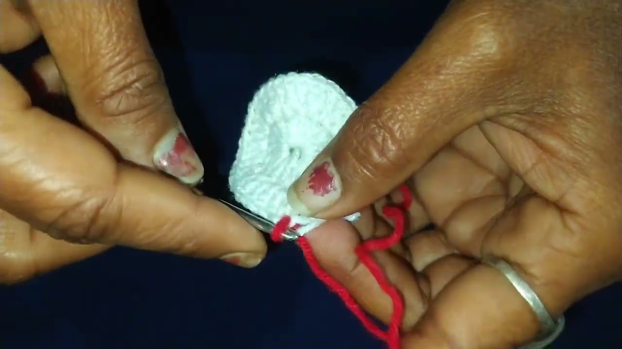 Beautiful crochet flower design // Easy & simple crochet flower design 