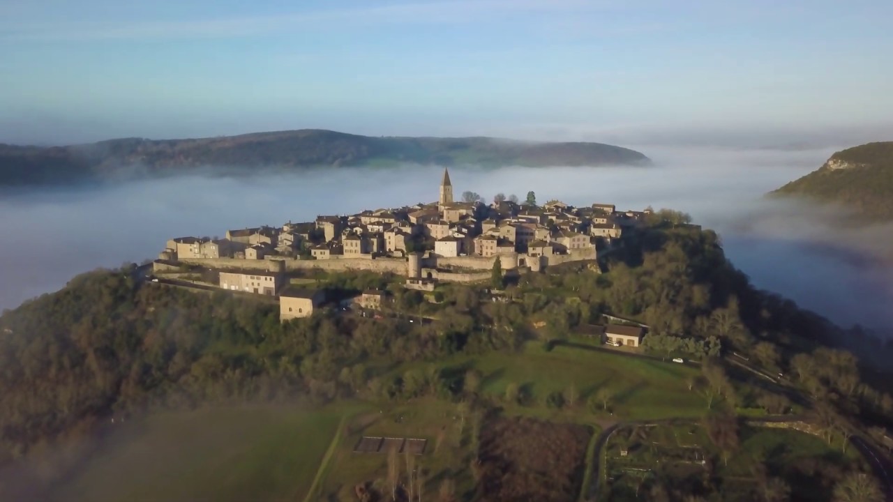 Un matin à Puycelsi