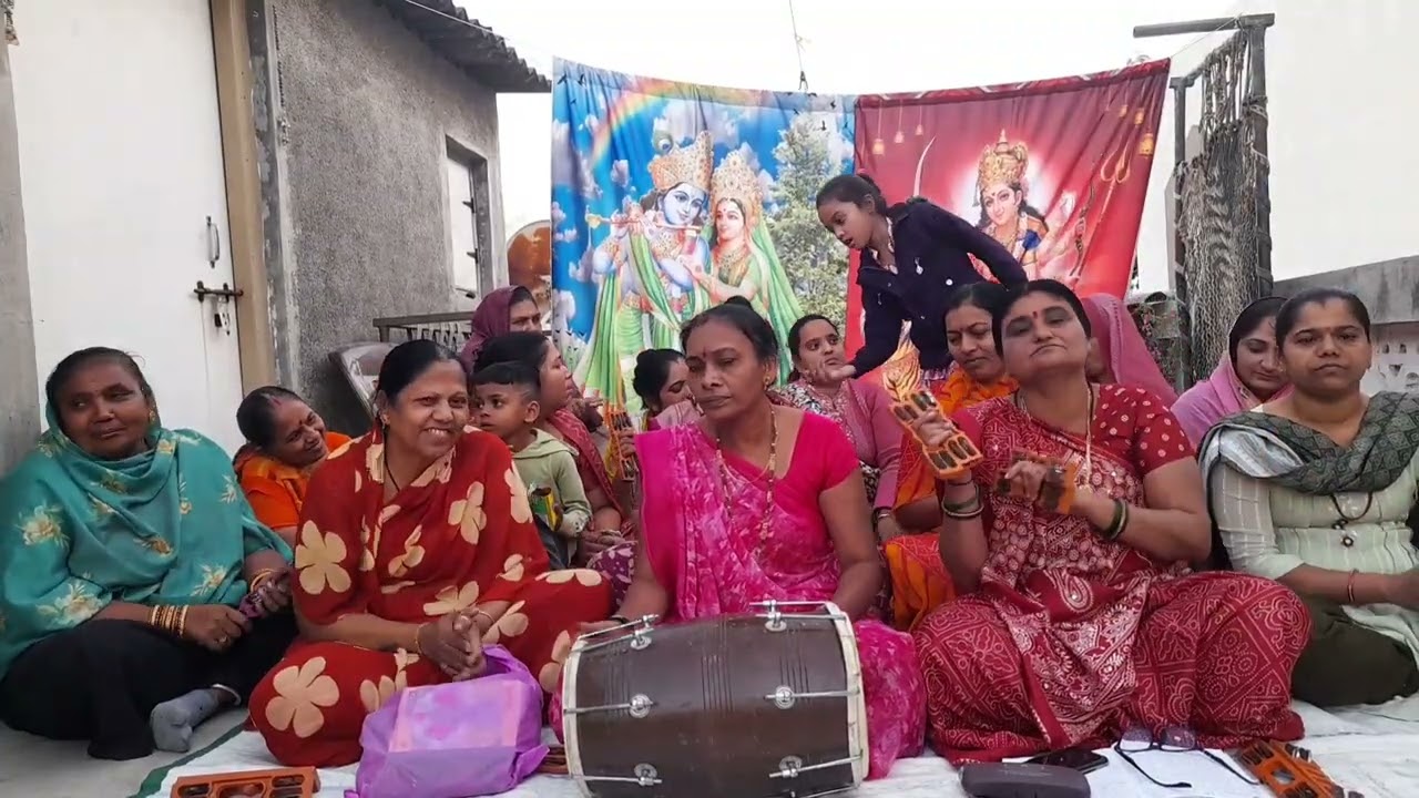 સાંભળો અમારી નવી ધુન - મારે પછી બીજા નું શું કામ ॥ Mare pachhi bija nu su kaam - રાધે-ક્રિષ્ના મંડળ