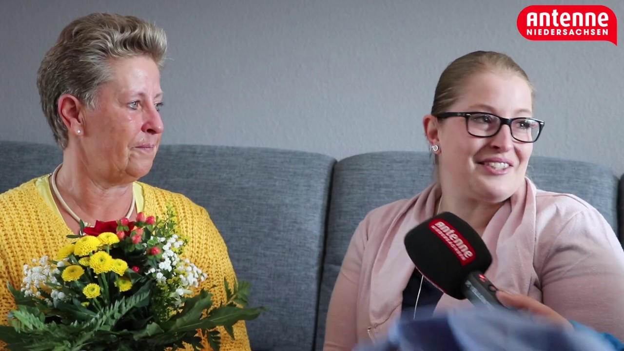 Die Antenne Niedersachsen Muttertags&uuml;berraschung - Rebecca r&uuml;hrt ihre Mama zu Tr&auml;nen