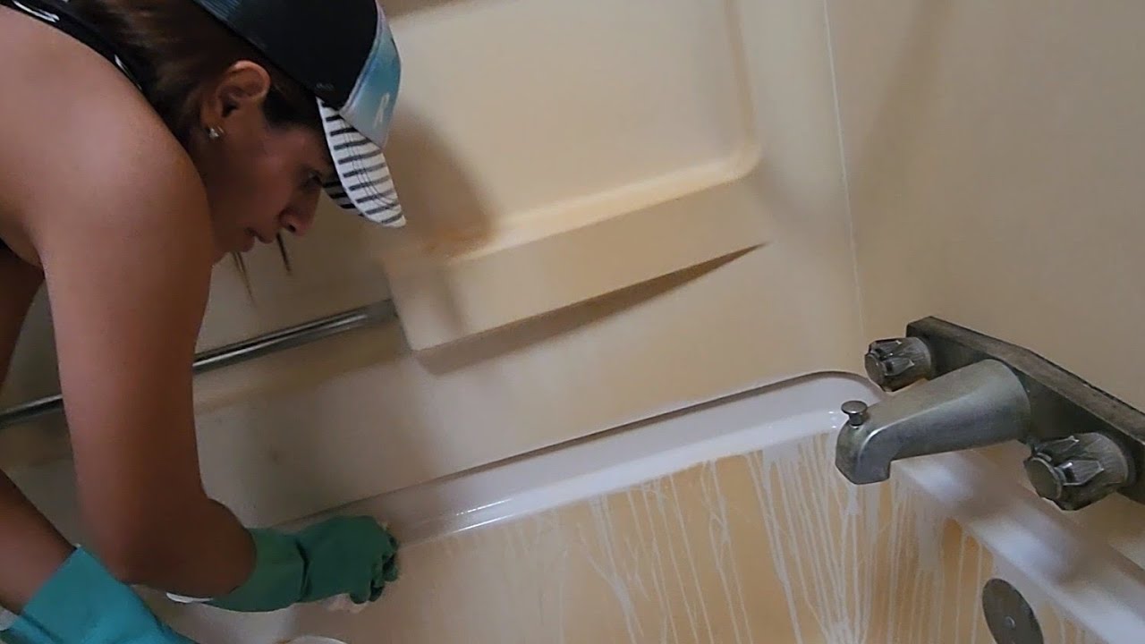 Español. Arrasando Oxido en Bañeras de Plastico