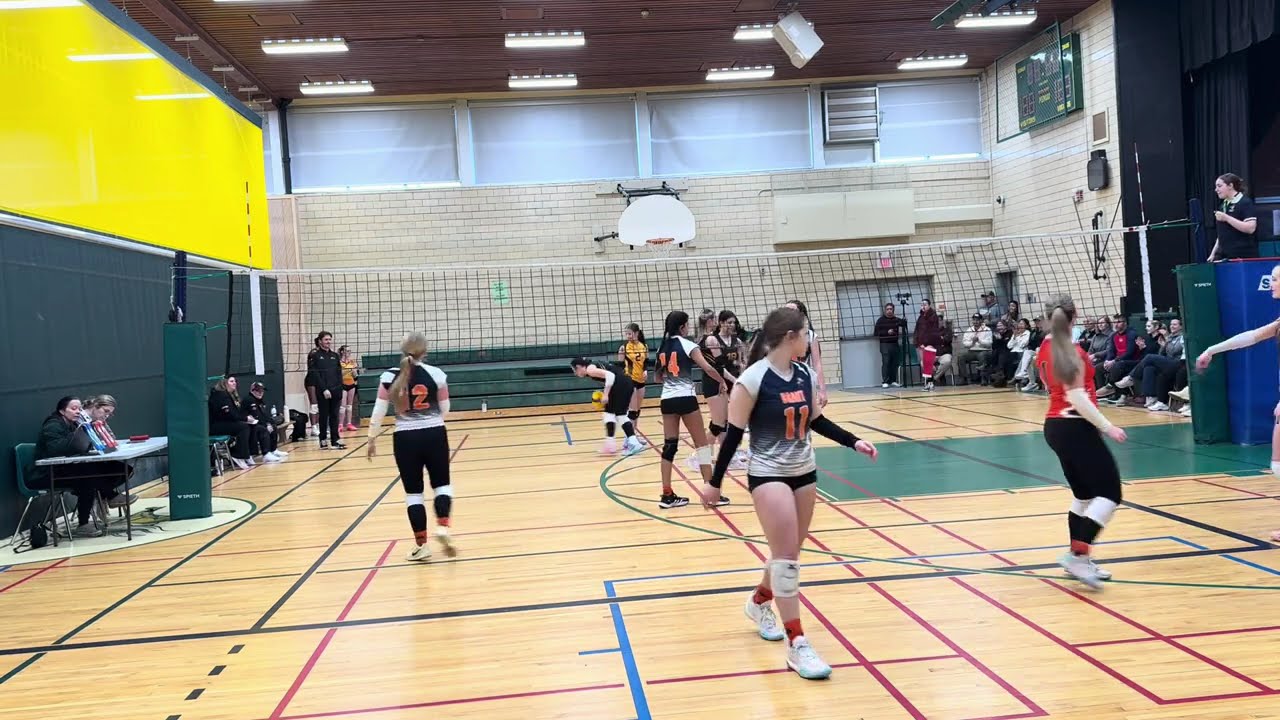 Barrie-LostOrillia Suns-QuaterSet122-25